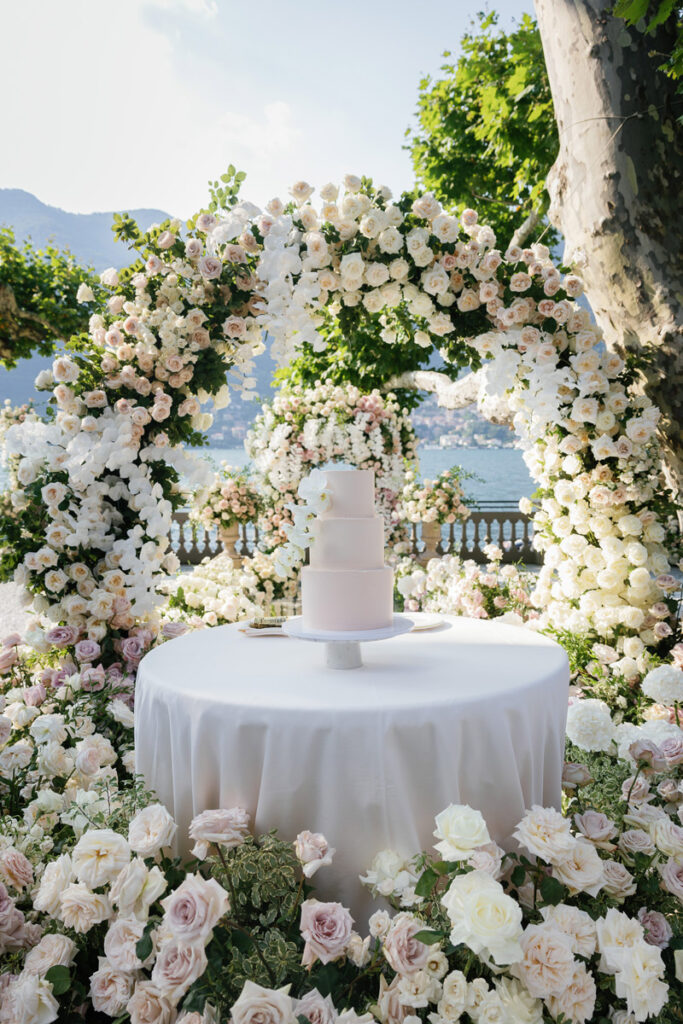Wedding Cake sourrounded by flowers