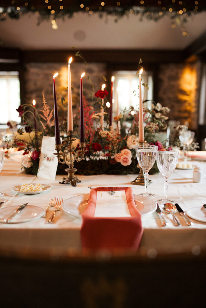 Dekorierter Ballsaal im Ballyseede Castle